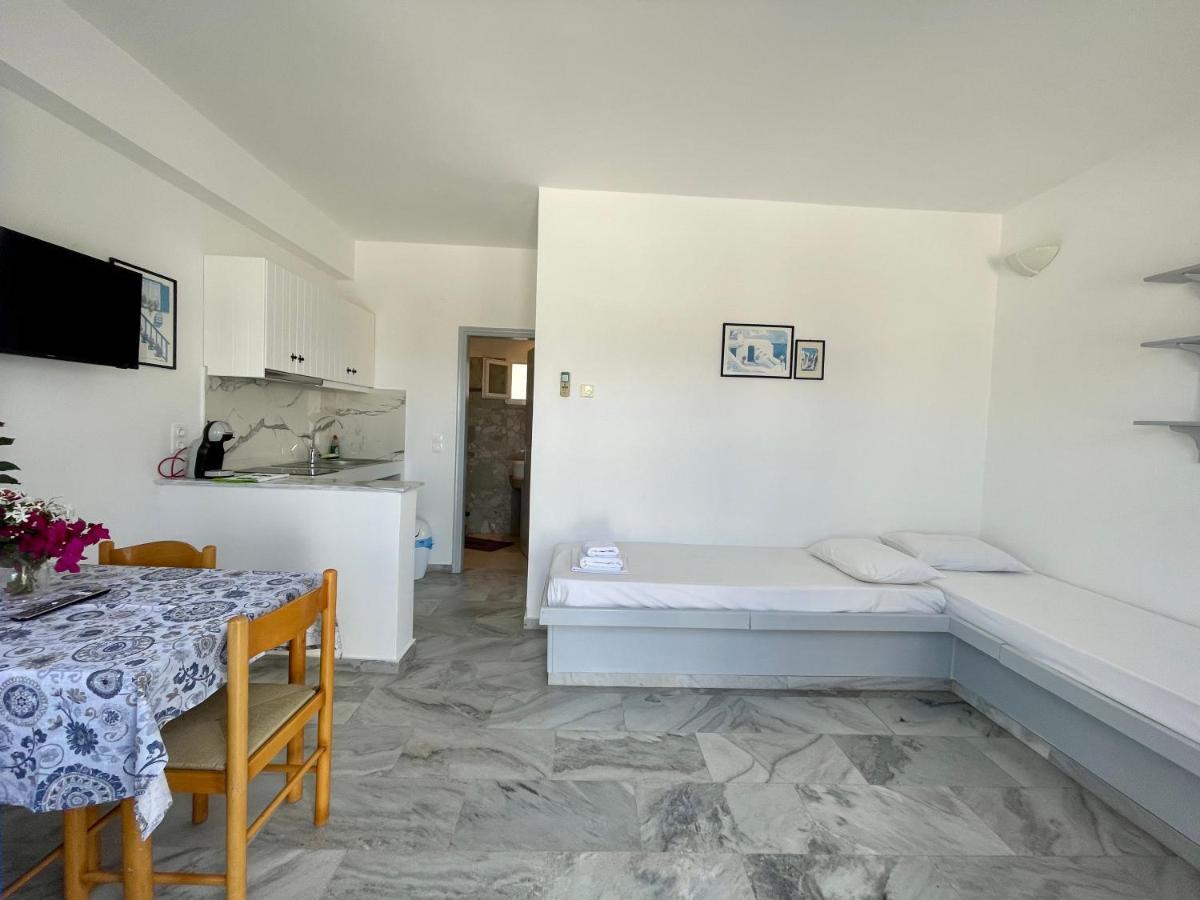 Country House Apartments Chora d'Ios Extérieur photo